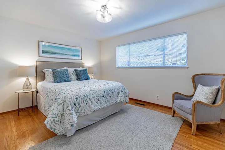 1520 School Street, San Carlos, California 94070
