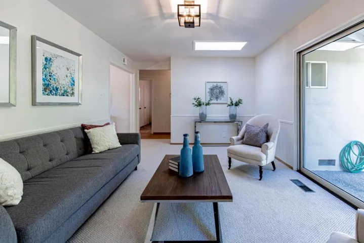 1520 School Street, San Carlos, California 94070