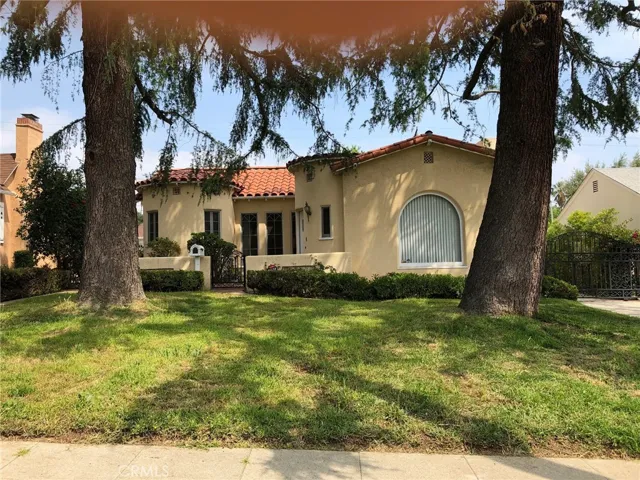 2344 Garfield Avenue, Altadena, California 91001