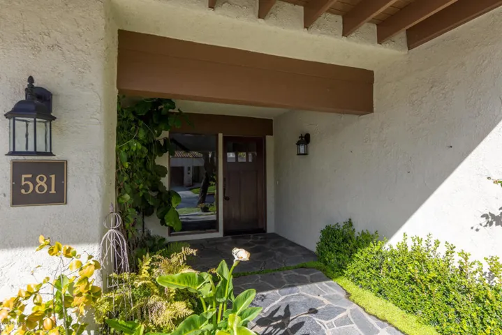 581 Racquet Club Ln Thousand-003-26-Racq