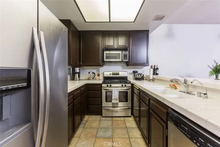 3480 Barham Boulevard 209, Los Angeles, California 90068