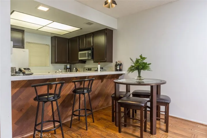 3480 Barham Boulevard 209, Los Angeles, California 90068