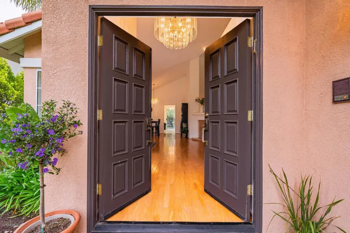 1711 Butterfly Ct Newbury Park-large-003