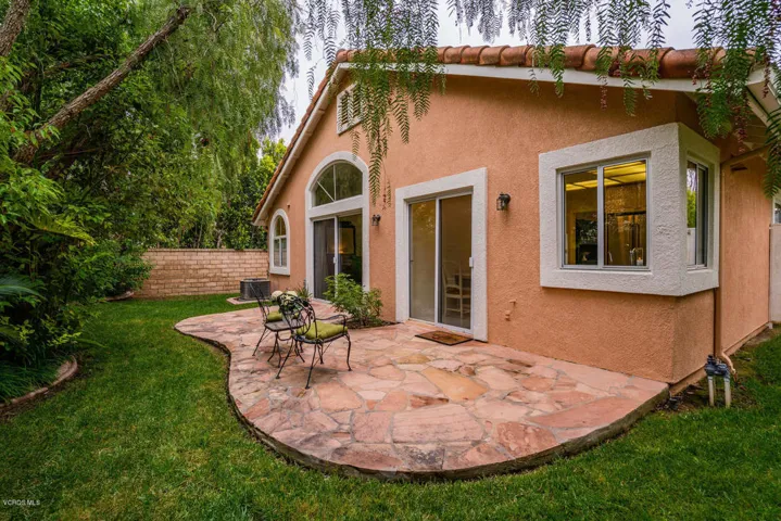 1711 Butterfly Ct Newbury Park-large-026