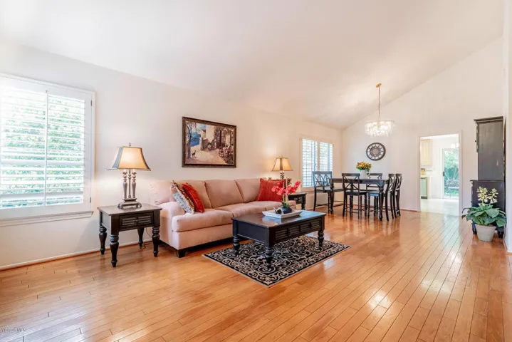 1711 Butterfly Ct Newbury Park-large-004