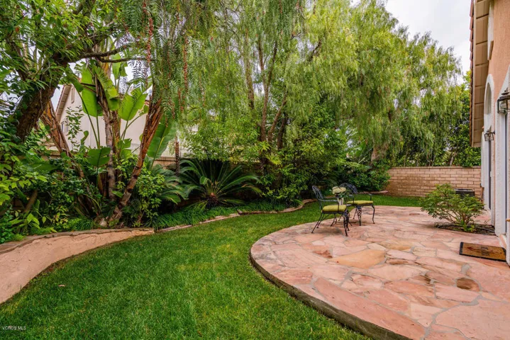 1711 Butterfly Ct Newbury Park-large-025