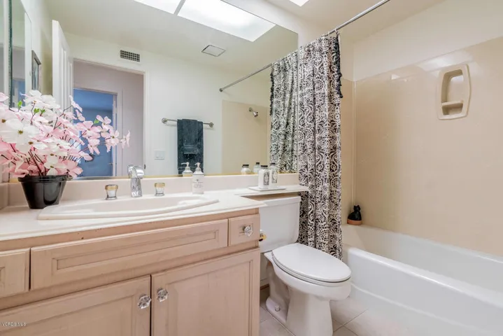 1711 Butterfly Ct Newbury Park-large-020