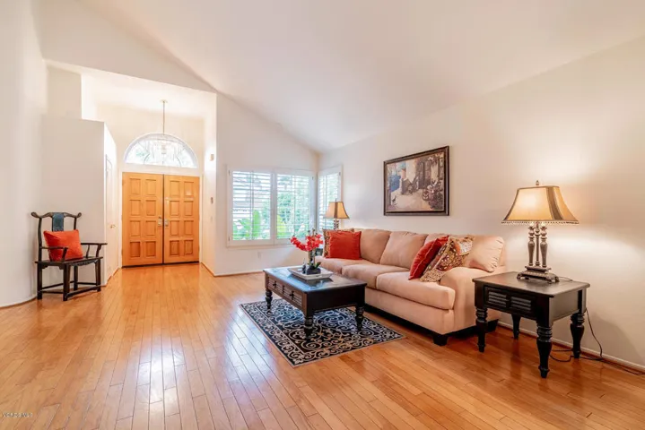 1711 Butterfly Ct Newbury Park-large-006