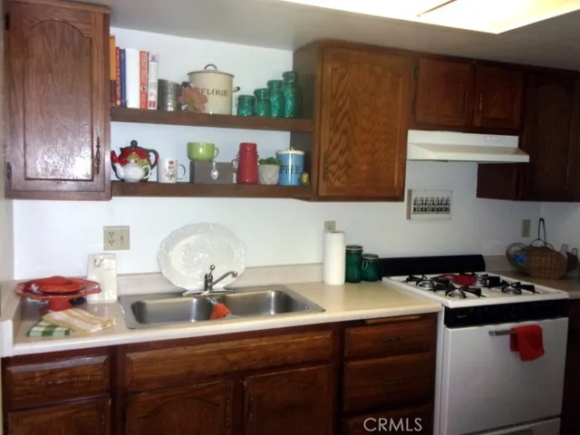 1729 Kings Drive, Paso Robles, California 93446
