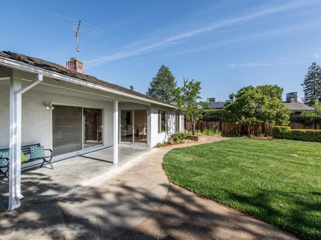 245 Alicia Way, Los Altos, California 94022