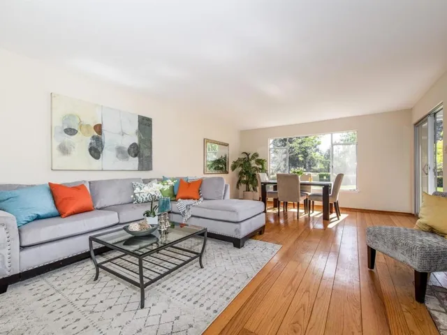 245 Alicia Way, Los Altos, California 94022