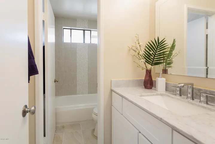 CV upstairs shower
