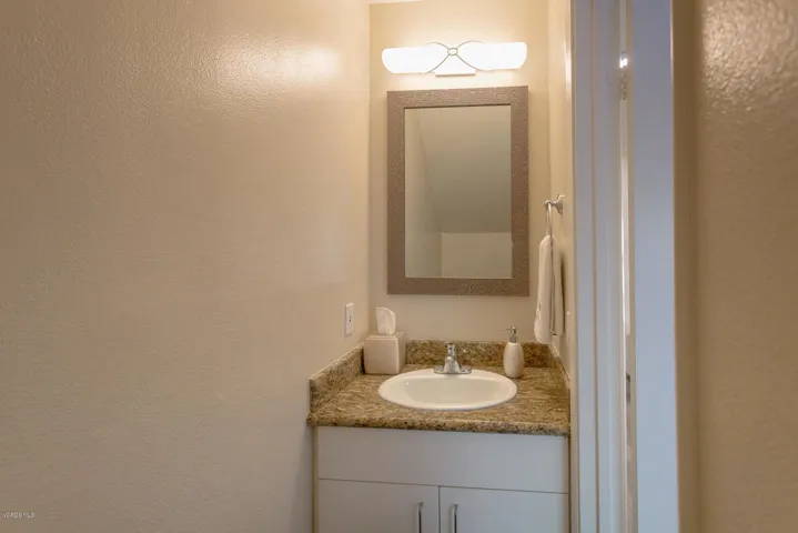 CV down half bath