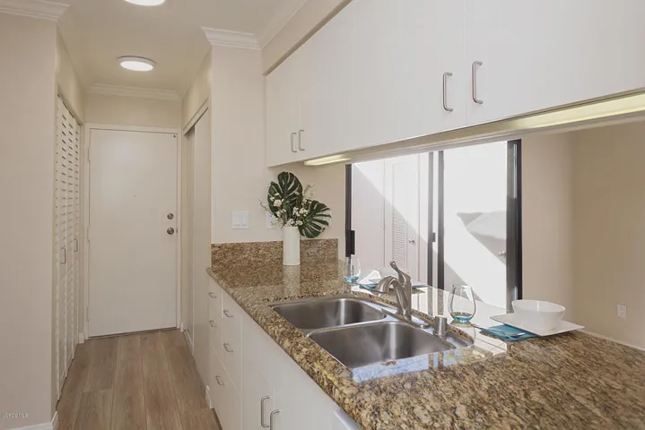CV Kitchen counter
