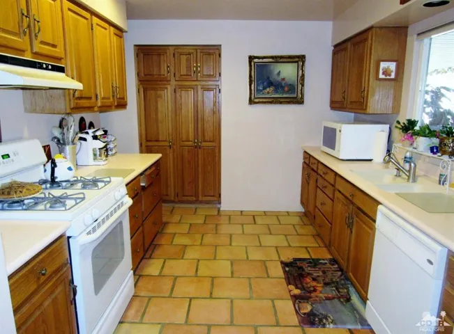 73076 Red Rock Circle, Palm Desert, California 92260