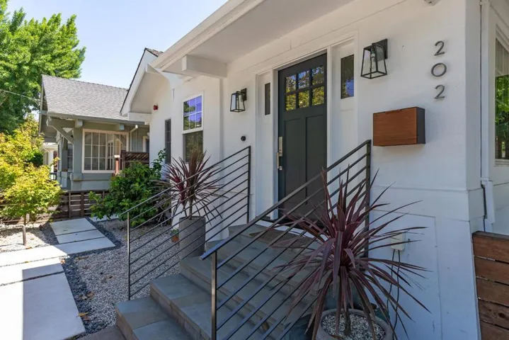 202 Emerson Street, Palo Alto, California 94301