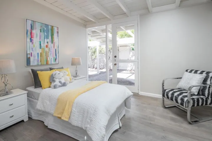 954 Moreno Avenue, Palo Alto, California 94303