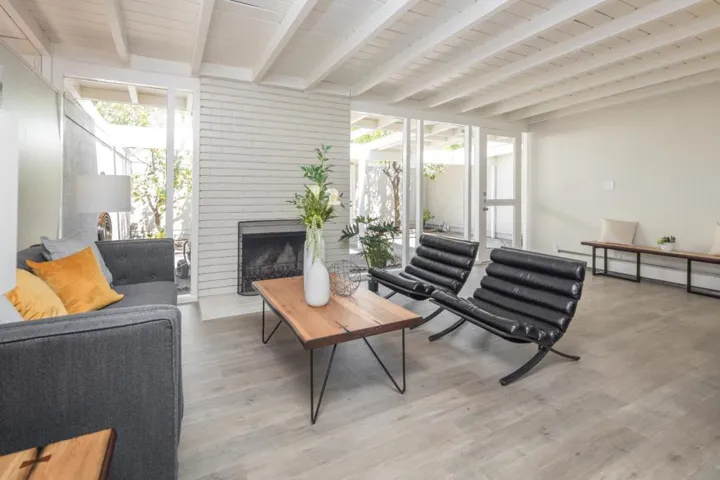 954 Moreno Avenue, Palo Alto, California 94303