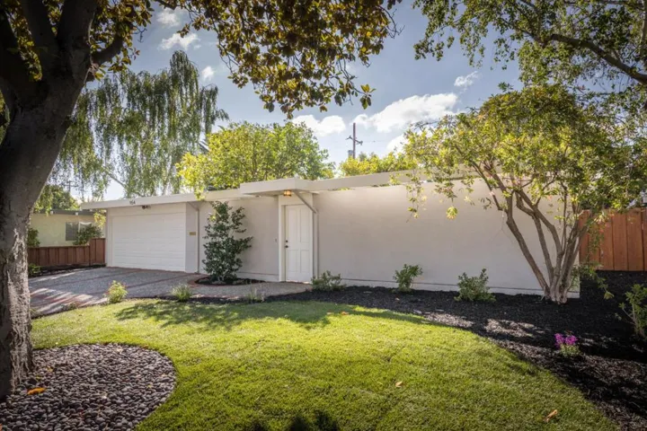 954 Moreno Avenue, Palo Alto, California 94303