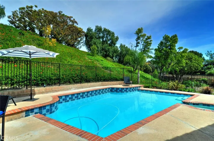 5524 Via Dianza, Yorba Linda, California 92887