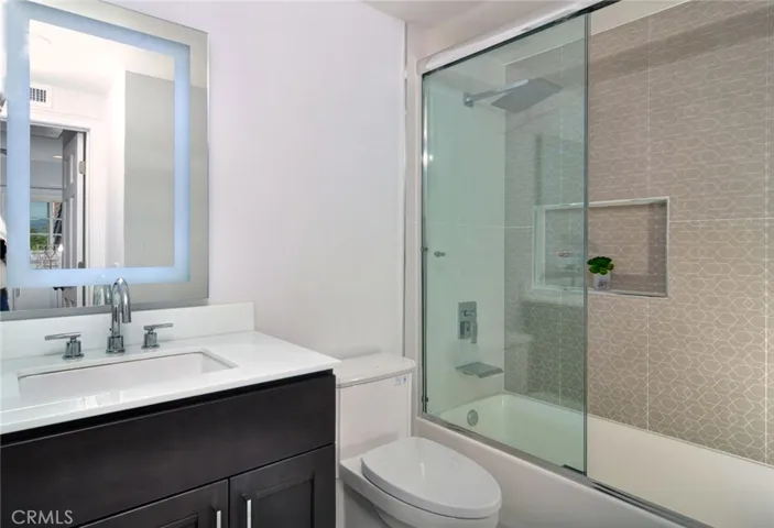 5524 Via Dianza, Yorba Linda, California 92887