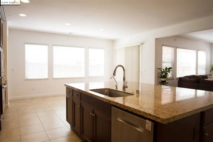 check out that space for a nice long table.