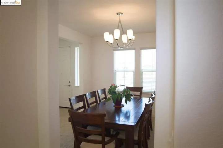 with access to Kitchen area