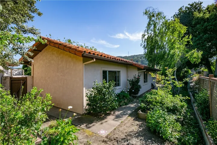 1678 Royal Way, San Luis Obispo, California 93405