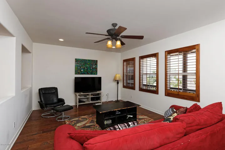 5373 Via Pisa Newbury Park CA-large-035-