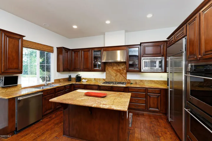 5373 Via Pisa Newbury Park CA-large-027-