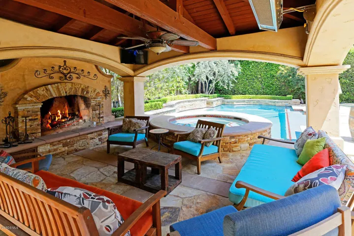 5373 Via Pisa Newbury Park CA-large-055-