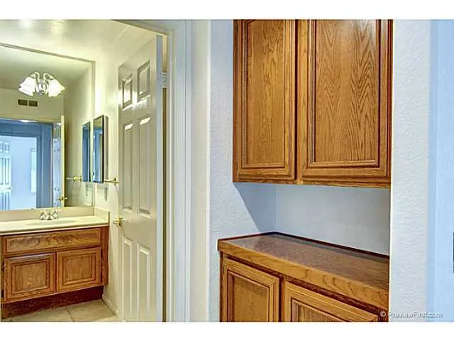 4060 Aeolia Way, Oceanside, California 92056