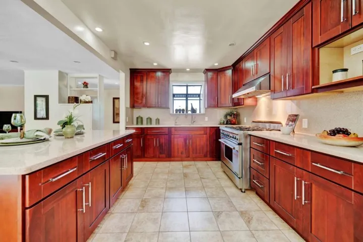 2904 Monterey Street, San Mateo, California 94403