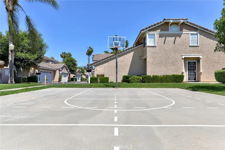 Hang out and shoot some hoops!