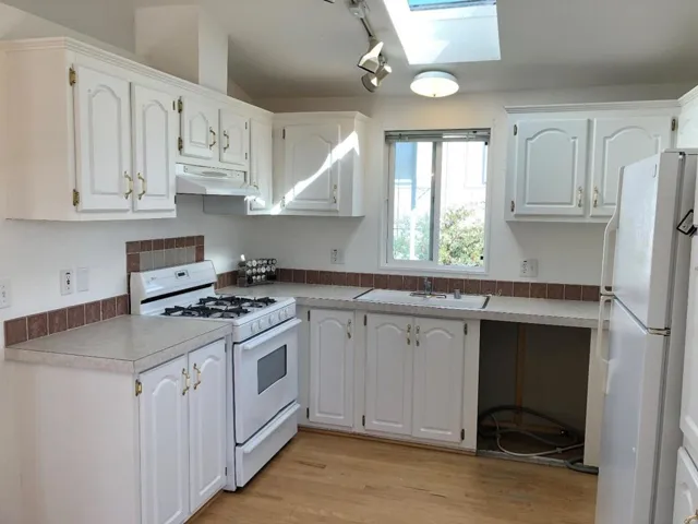 2 Sand Dunes Court, Half Moon Bay, California 94019