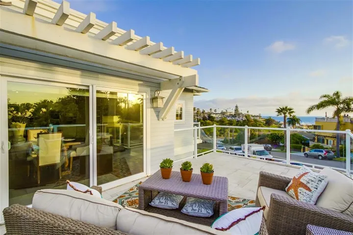 203 3rd Street, Encinitas, California 92024