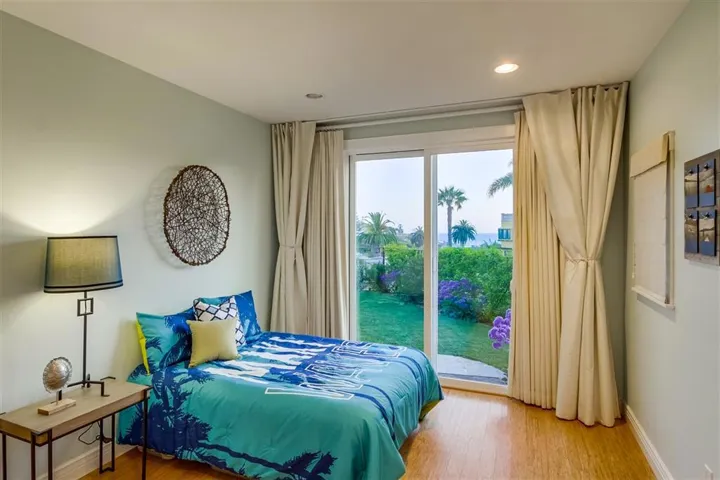 203 3rd Street, Encinitas, California 92024
