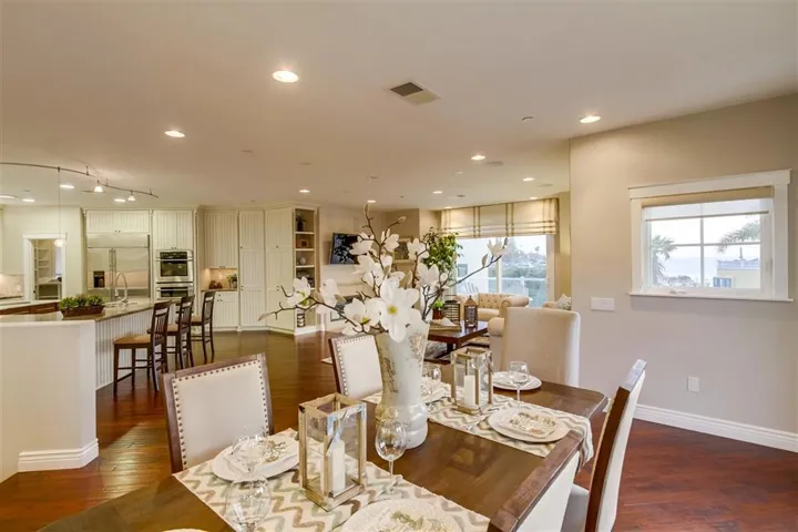 203 3rd Street, Encinitas, California 92024