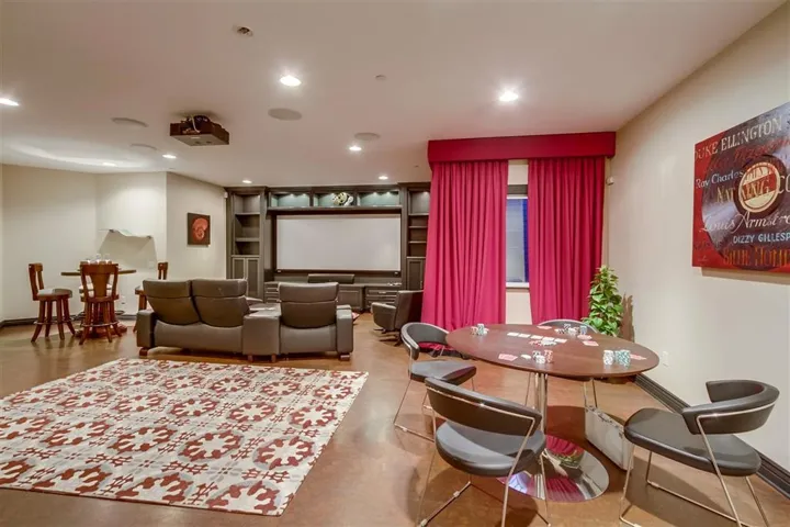 203 3rd Street, Encinitas, California 92024