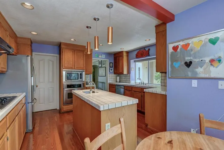 1059 Carson Drive, Sunnyvale, California 94086