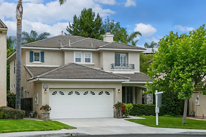 11291 Senda Luna Llena, San Diego, California 92130