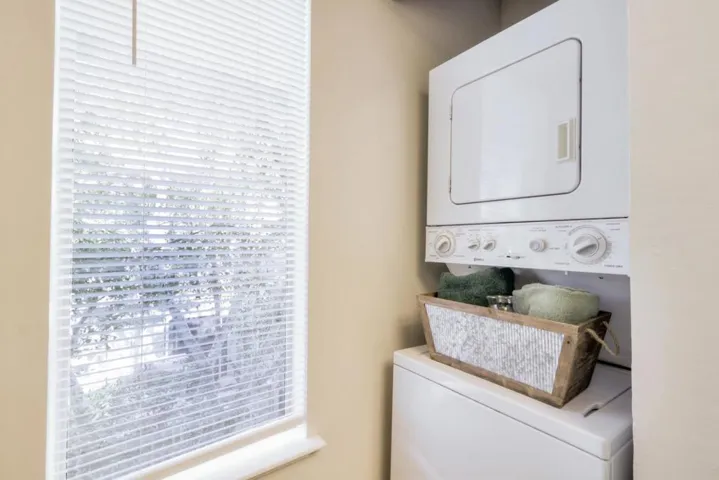2715 Oak Road I, Walnut Creek, California 94597