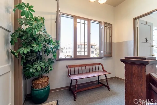 630 Raleigh Street, Glendale, California 91205