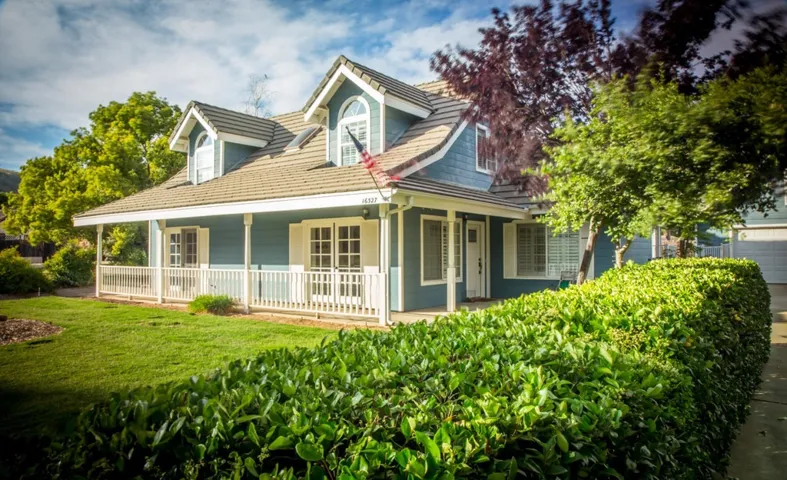 16327 Bassett Ct., Ramona, California 92065