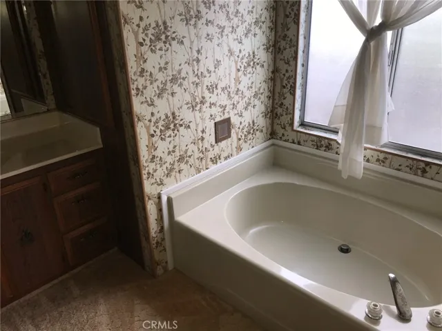 1036 Stephanie Drive 20, San Luis Obispo, California 93405