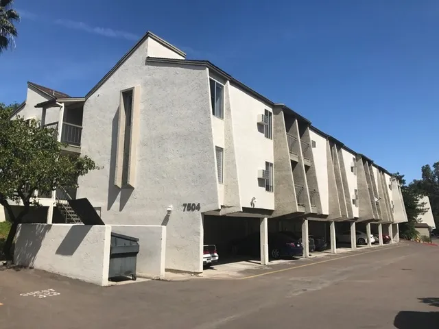 7504 Parkway Dr 201, La Mesa, California 91942