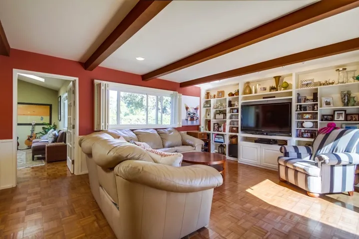 951 San Pablo Way, San Marcos, California 92078