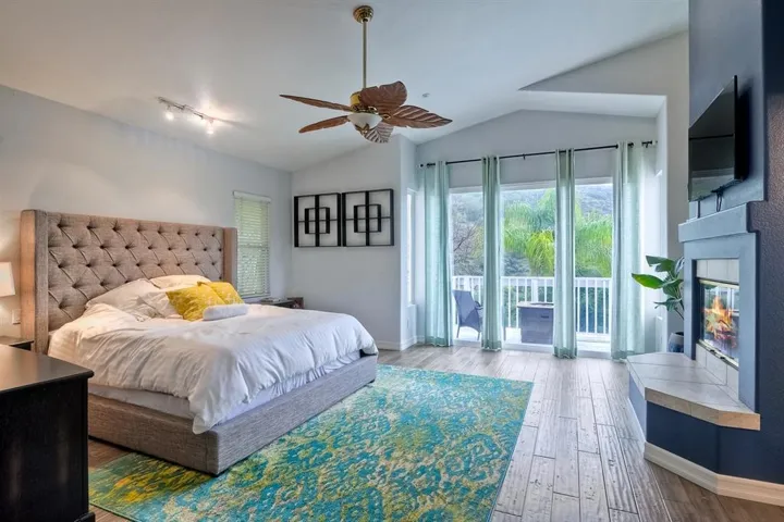 3261 Rosewood Lane, Escondido, California 92027