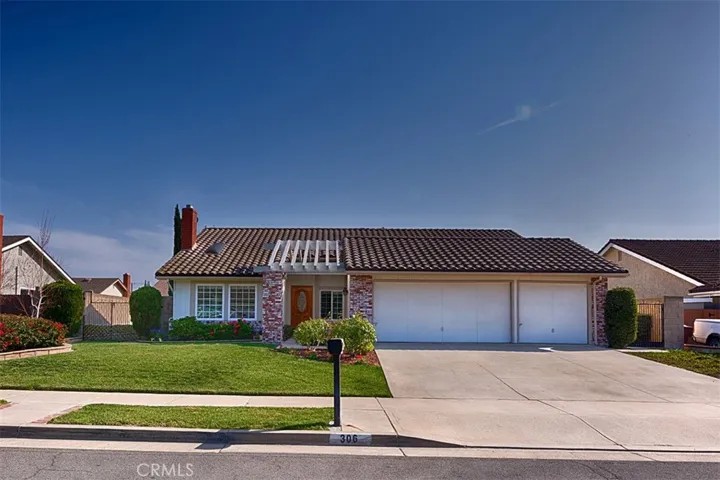 beautifully updated and maintained.