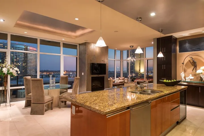 550 Front Street 908, San Diego, California 92101